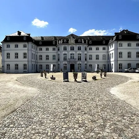 Apartman Beautiful Right On The Rhine *